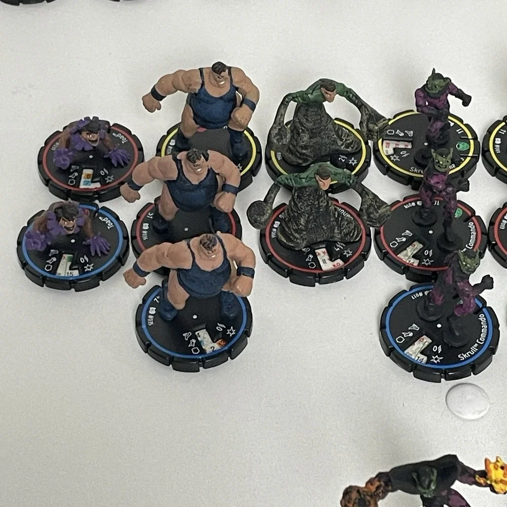 HeroClix Clobberin‎ Time Lot 76 Figures Marvel Miniatures Game Pieces